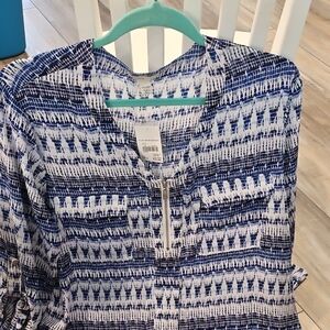 Cato Blue and White Patterned Top